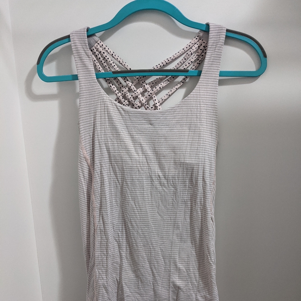 Lululemon tank top